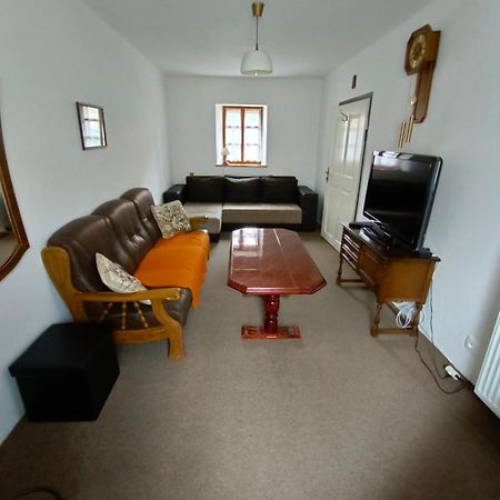 Atrium House - Netolice Apartment ภายนอก รูปภาพ