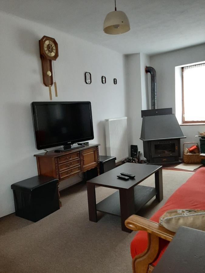 Atrium House - Netolice Apartment ภายนอก รูปภาพ